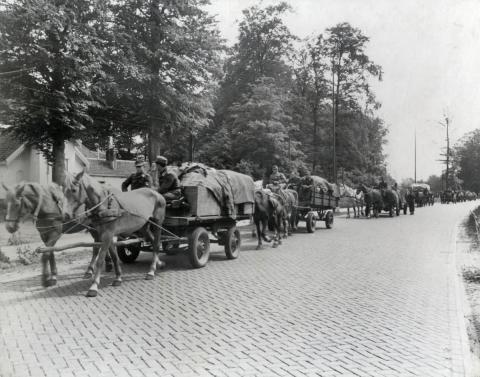 Duitsers met paard en wagen