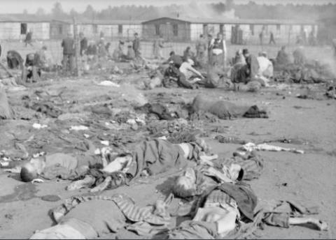 De beestachtige omstandigheden in Bergen-Belsen waar doden niet meer werden begraven en her en der verspreid over het terrein lagen. De stank was verschrikkelijk. 