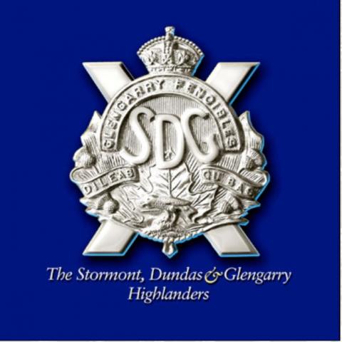 Zijn wapen: The Stormont, Dundas and Glengarry Highlanders
