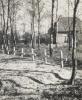 Tijdelijke graven van Duitse soldaten aan de Vordenseweg voor de begraafplaats. 